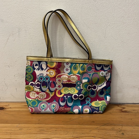 Like New! Coach Logo Purse - Picture 2 of 5